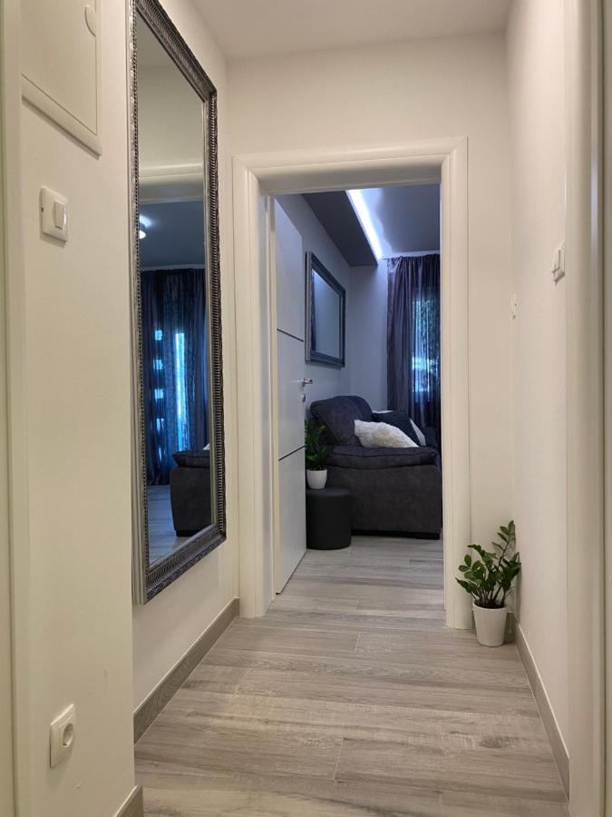 Apartment Bono Baska Voda Luaran gambar