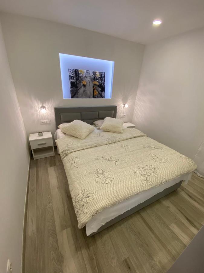 Apartment Bono Baska Voda Luaran gambar