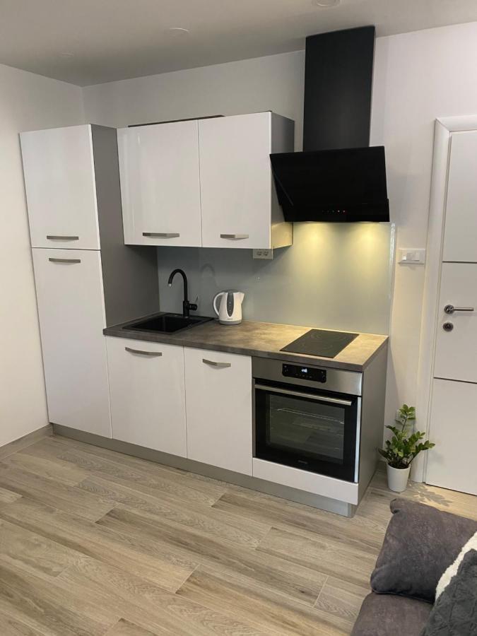 Apartment Bono Baska Voda Luaran gambar